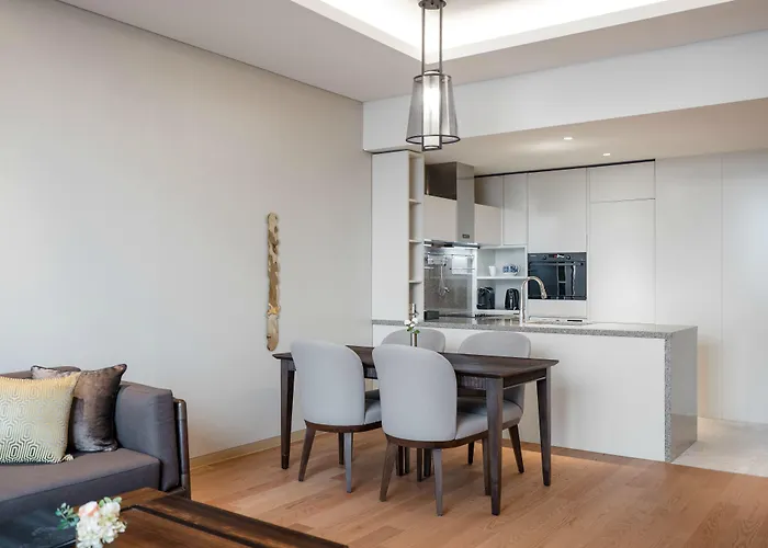 Grand Mercure Ambassador And Residences Yongsan