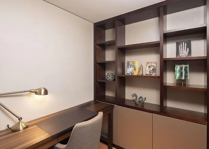 Grand Mercure Ambassador And Residences Yongsan 5*