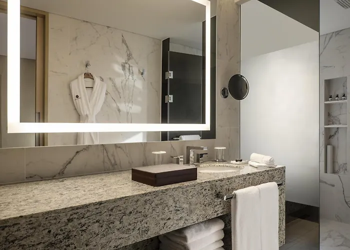 Grand Mercure Ambassador And Residences Yongsan 5* Seul