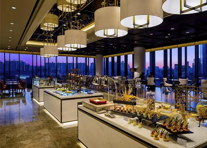 Grand Mercure Ambassador And Residences Yongsan 5*