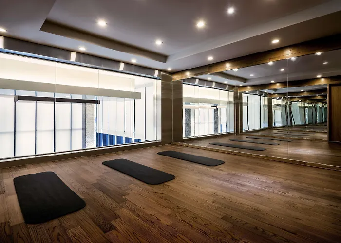 Grand Mercure Ambassador And Residences Yongsan 5*