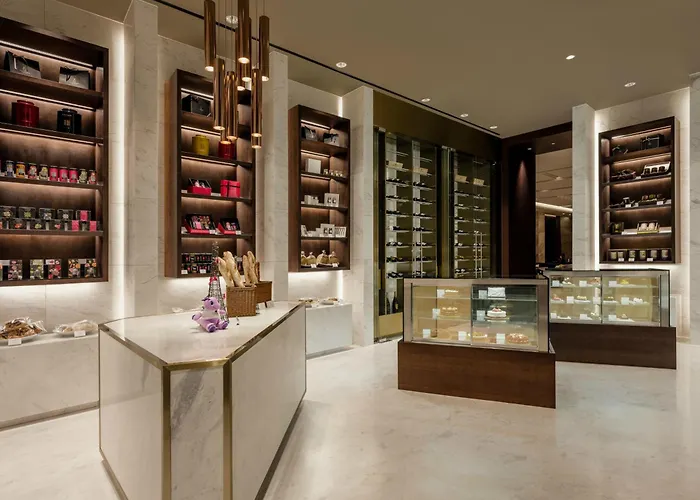 Grand Mercure Ambassador And Residences Yongsan 5*